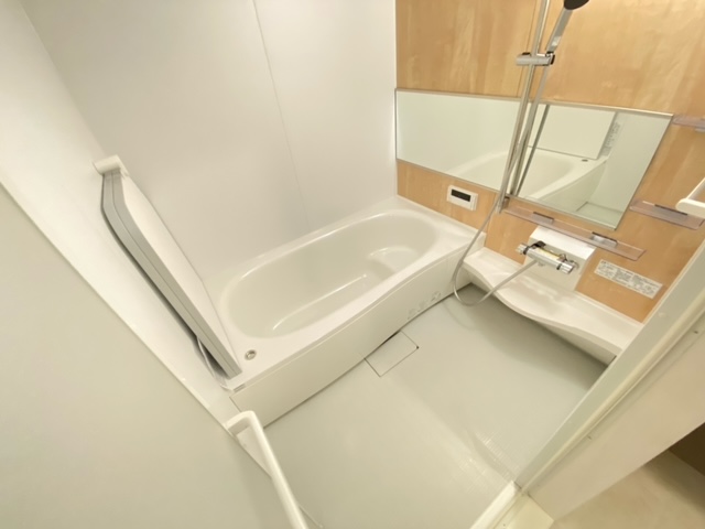 バス・シャワールーム　同施工物件の類似写真