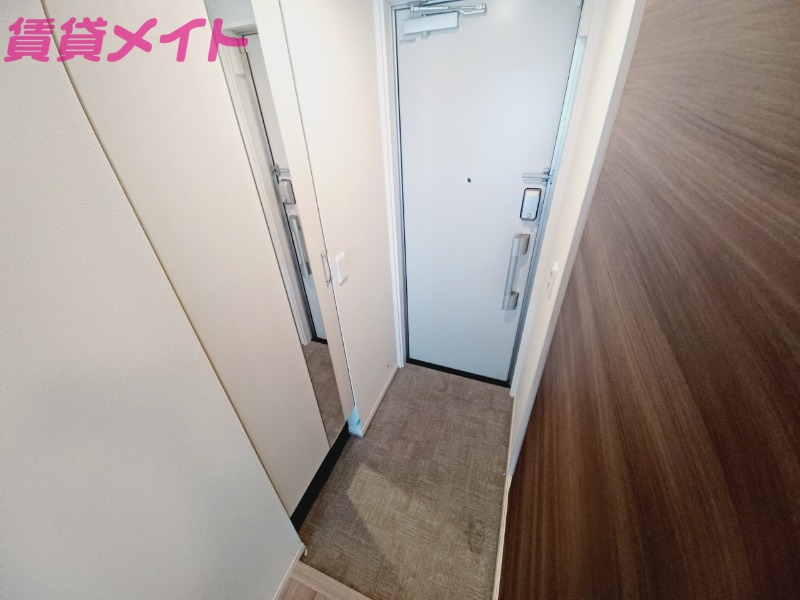 玄関　同型参考写真