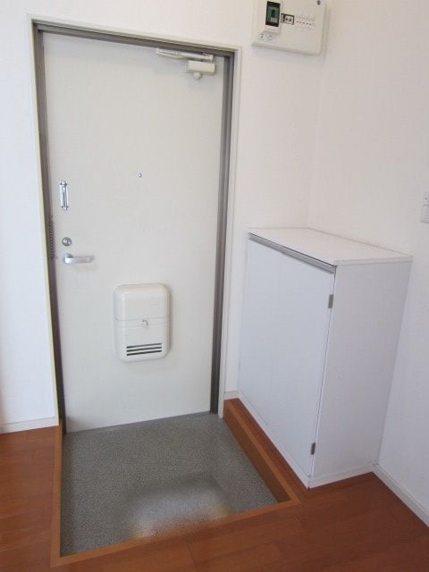玄関　★お問い合わせはタウンハウジングまで★