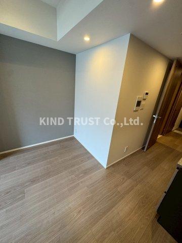 居室・リビング　こちらのリビングで趣味の時間をお楽しみください