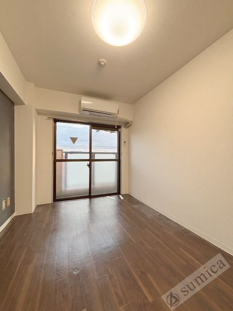 居室・リビング　日当たりのいいお部屋です♪