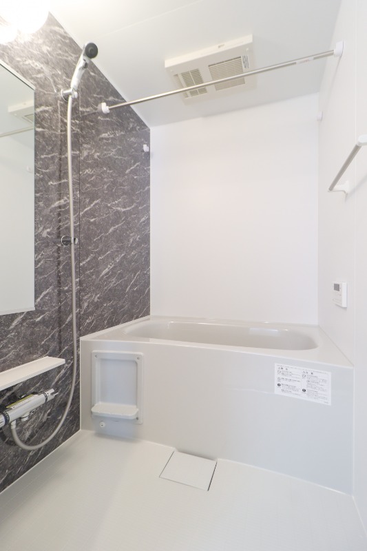 バス・シャワールーム　図面と現状に相違がある場合には現状を優先