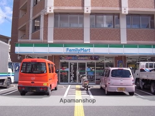 コンビニ　ファミリーマート　生駒東松ヶ丘店（コンビニ）まで345m