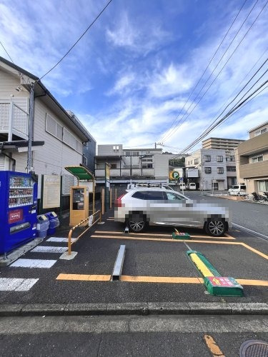 その他　三井のリパーク 横浜永田東3丁目駐車場（その他）まで609m