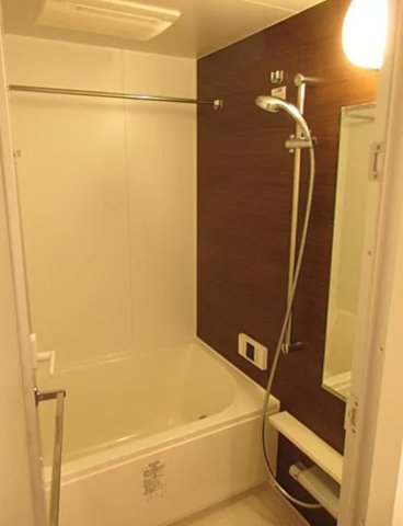 バス・シャワールーム　風呂