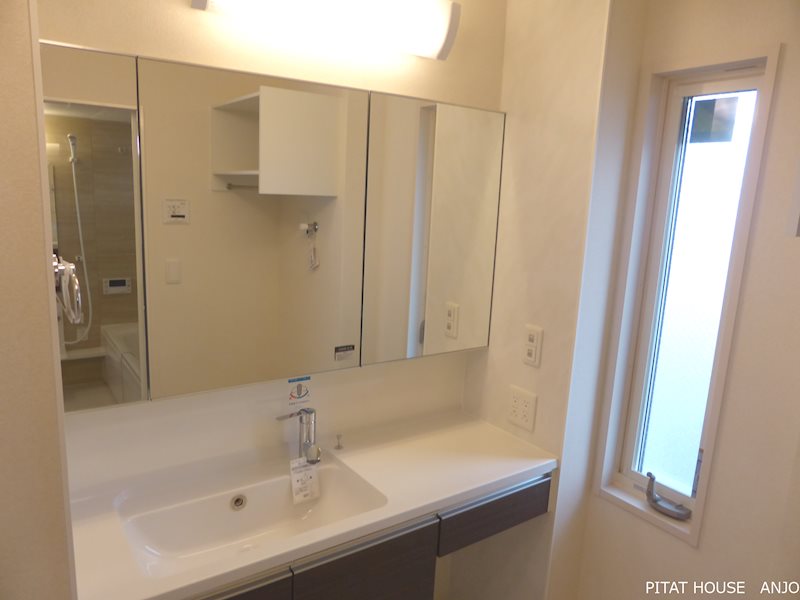 洗面設備　同物件別部屋