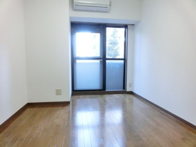 その他　南向きのお部屋です