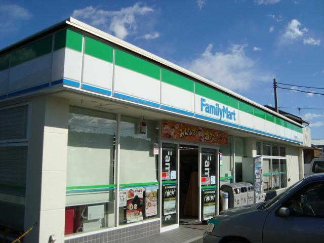 その他　ファミリーマート（その他）まで60m