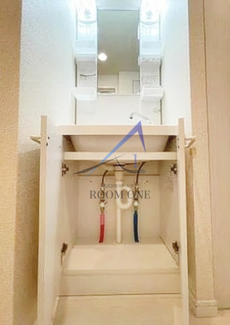 洗面設備　洗面台です。