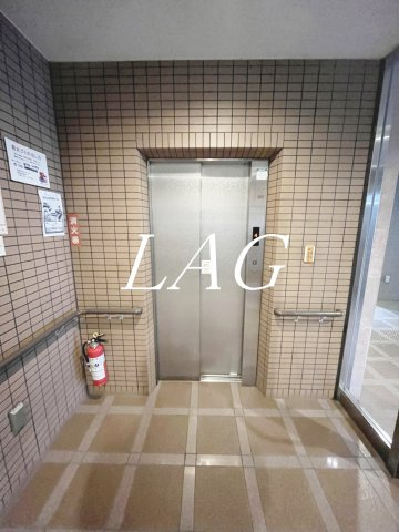 その他共有部分　エレベーター付きです。