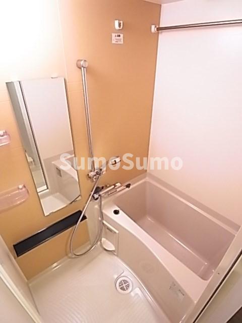 バス・シャワールーム　きれいなお風呂です