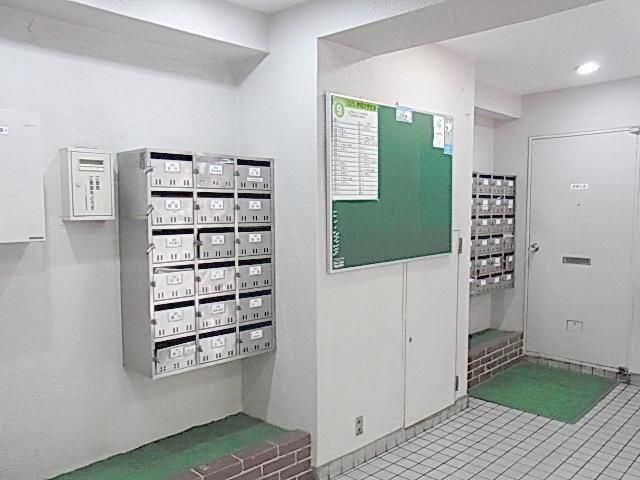 その他共有部分　★エントランスに防犯カメラ完備★