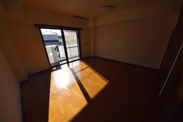 居室・リビング　別部屋参考写真