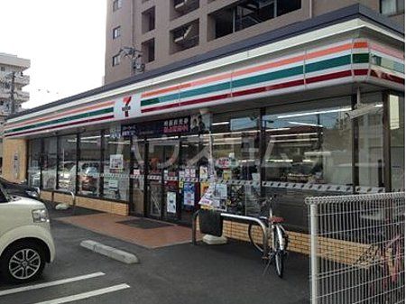 コンビニ　セブン-イレブン沼津新宿町店（コンビニ）まで443m