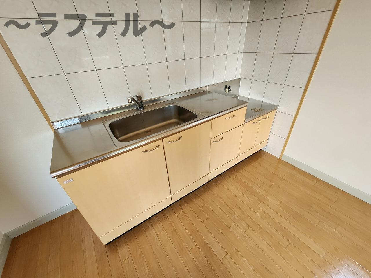 キッチン　別部屋イメージ写真