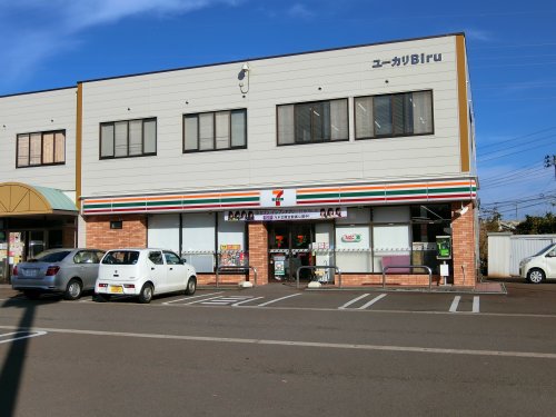 コンビニ　セブンイレブン上越高田インター店（コンビニ）まで820m
