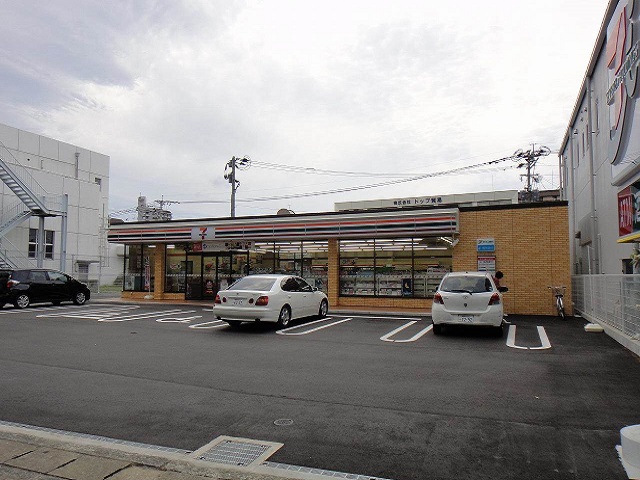 コンビニ　セブンイレブン 博多東光2丁目店（コンビニ）まで94m