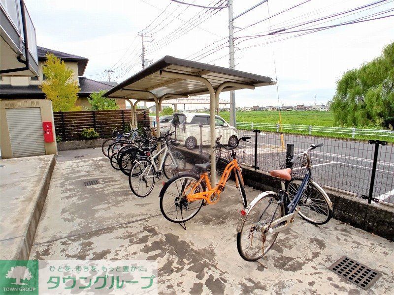 その他共有部分　駐輪場完備