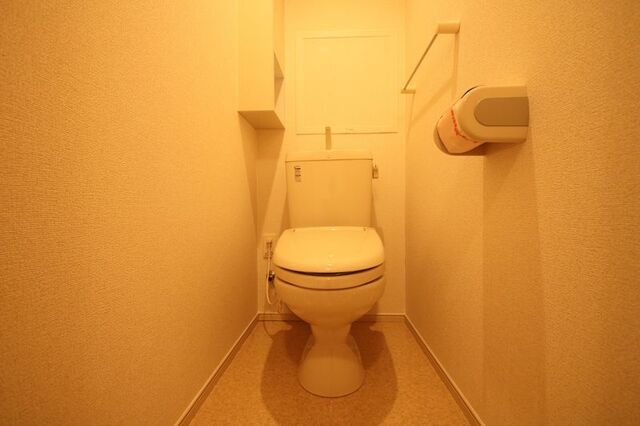 トイレ　※別部屋参考写真となります※