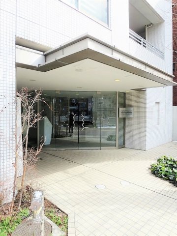 エントランス　【コンフォリア本駒込】