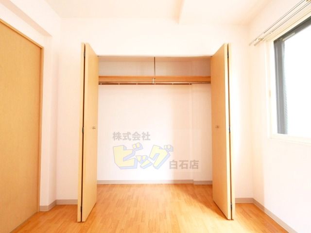 収納　各部屋にクローゼット完備しています♪