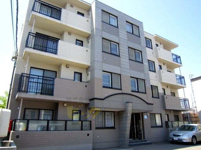 建物外観　人気の灯油ボイラー完備のマンションです♪