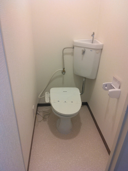 トイレ　※別部屋の写真です