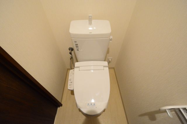 トイレ　温水洗浄便座付きでおすすめ！