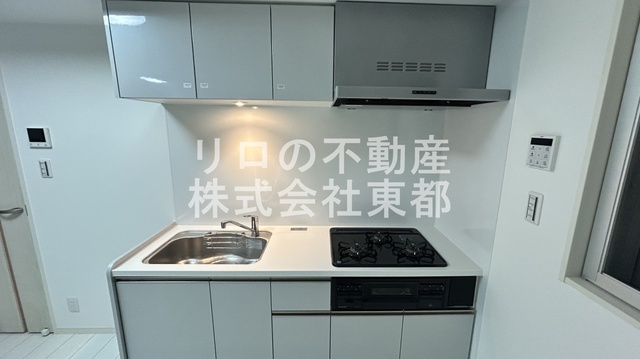 キッチン　※１０２号室の参考写真です。