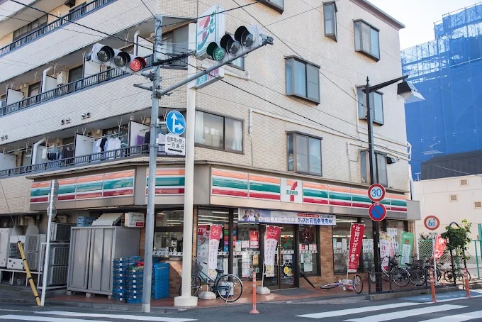 コンビニ　セブンイレブン西大井店（コンビニ）まで168m