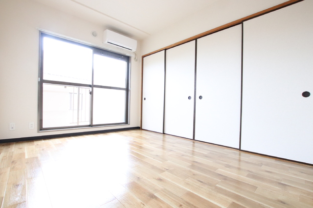 その他部屋・スペース　南東向き　６帖　洋室
