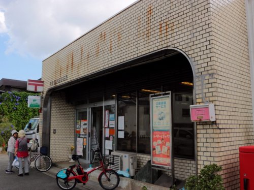 郵便局　平野瓜破東郵便局（郵便局）まで303m