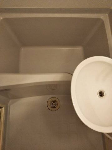 バス・シャワールーム　同タイプの写真です。仕様が異なる場合があります。