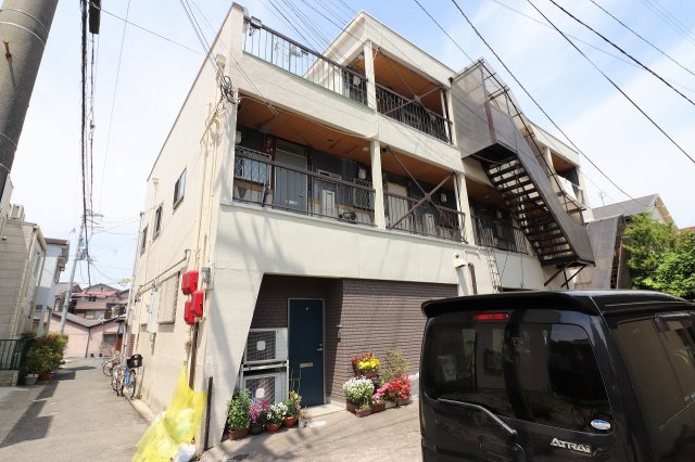 建物外観　外はこのようになっています