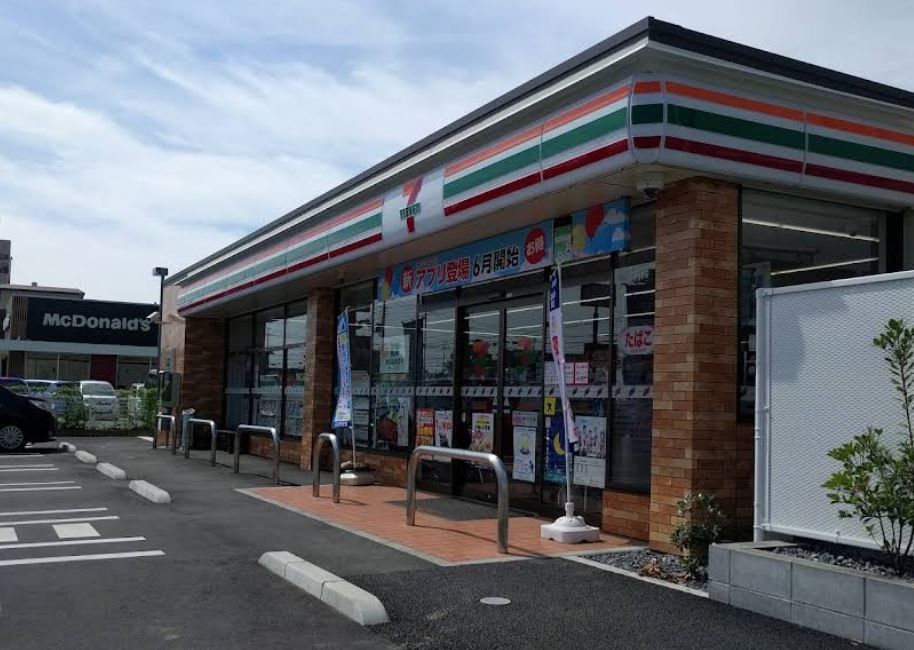 コンビニ　セブンイレブン深谷つばき公園店（コンビニ）まで410m