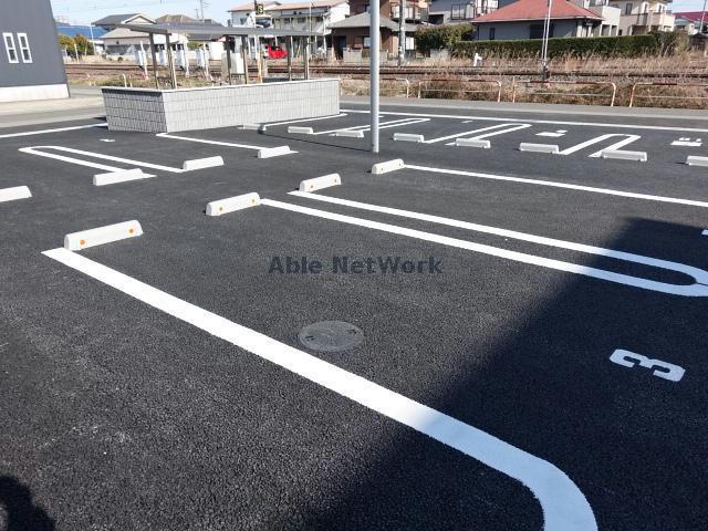 駐車場　駐車場