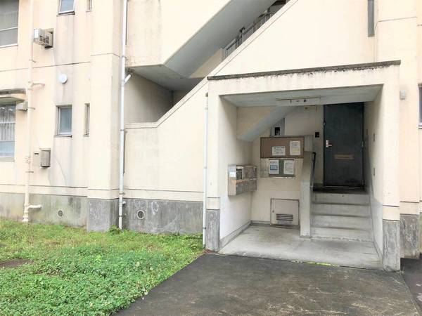エントランス　清潔なエントランスです★