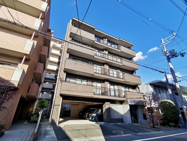 建物外観　全戸南向きで日当り良好