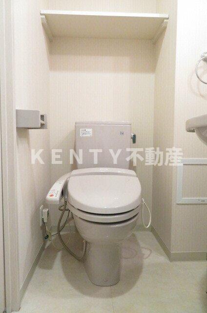 トイレ　清潔感のあるトイレです