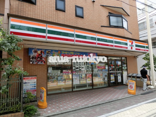 コンビニ　セブンイレブン吉祥寺本町3丁目店（コンビニ）まで600m