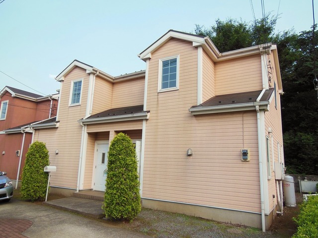 建物外観　戸建て感覚のテラスハウス！