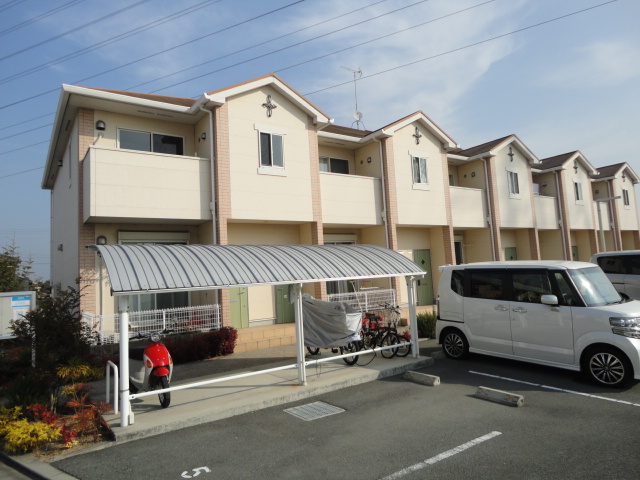 建物外観　落ち着いた雰囲気の外観です