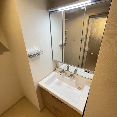 洗面設備　同仕様タイプです