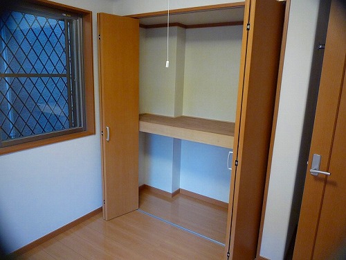収納　参考写真　各部屋に収納あります