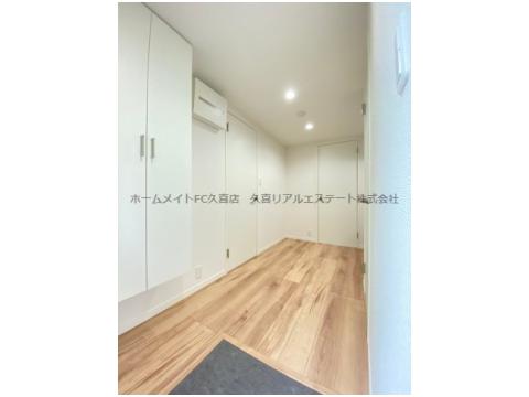 玄関　同建物別号室