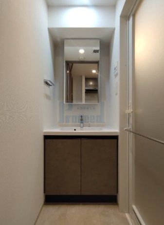 洗面設備　使いやすい独立洗面台☆