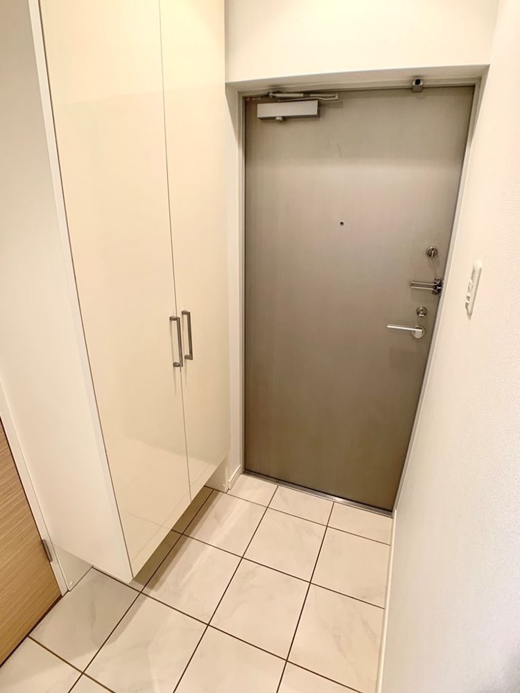 玄関　（別タイプ参考写真）ＫＤＸレジデンス大山 板橋区大山金井町８