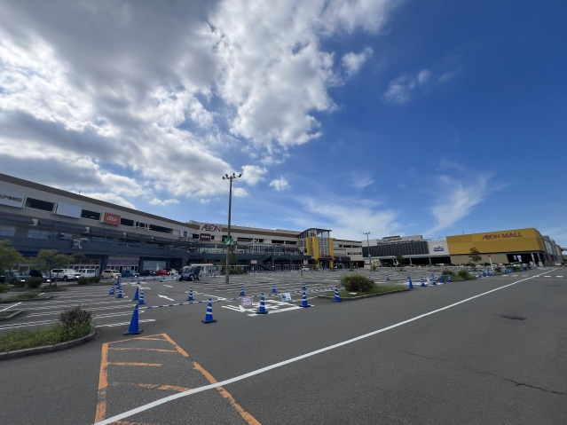 スーパー　イオンスタイル新居浜店（スーパー）まで1212m