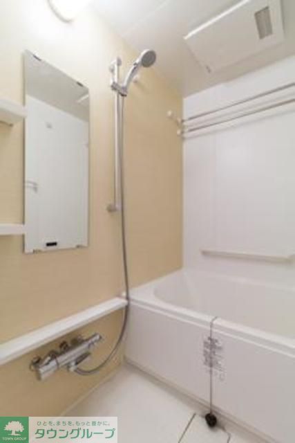 バス・シャワールーム　※写真は同タイプ住戸です。