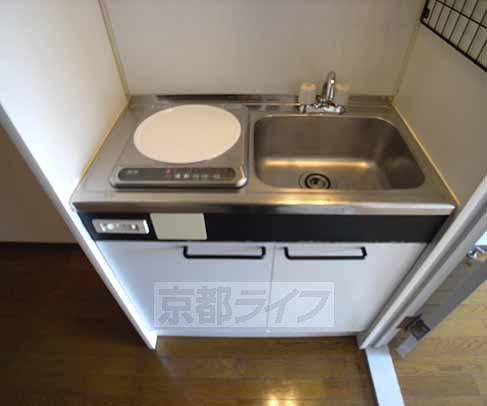 キッチン　ＩＨの１口コンロキッチンです。